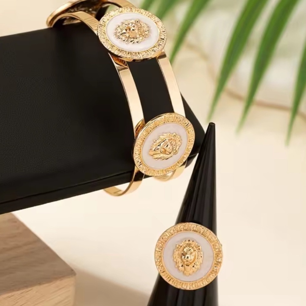 New Gold Lion Medallion Bracelet – Designer Inspired Statement Jewelry
